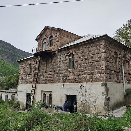 Tumanyan Bathhouse Hostel Ngoại thất bức ảnh