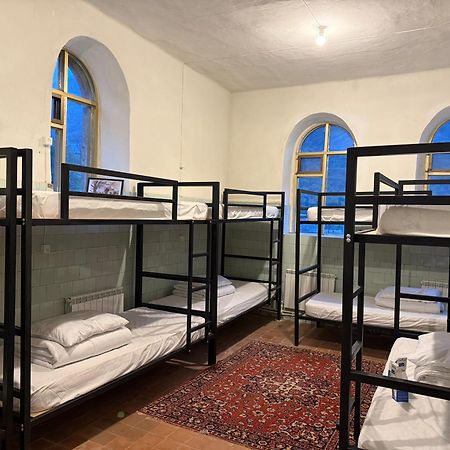 Tumanyan Bathhouse Hostel Ngoại thất bức ảnh