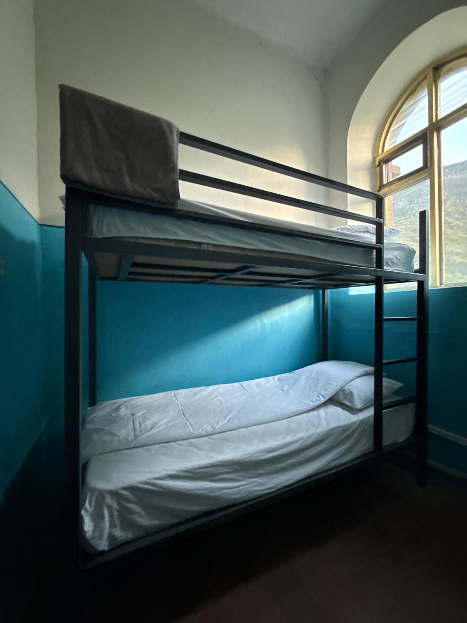 Tumanyan Bathhouse Hostel Ngoại thất bức ảnh