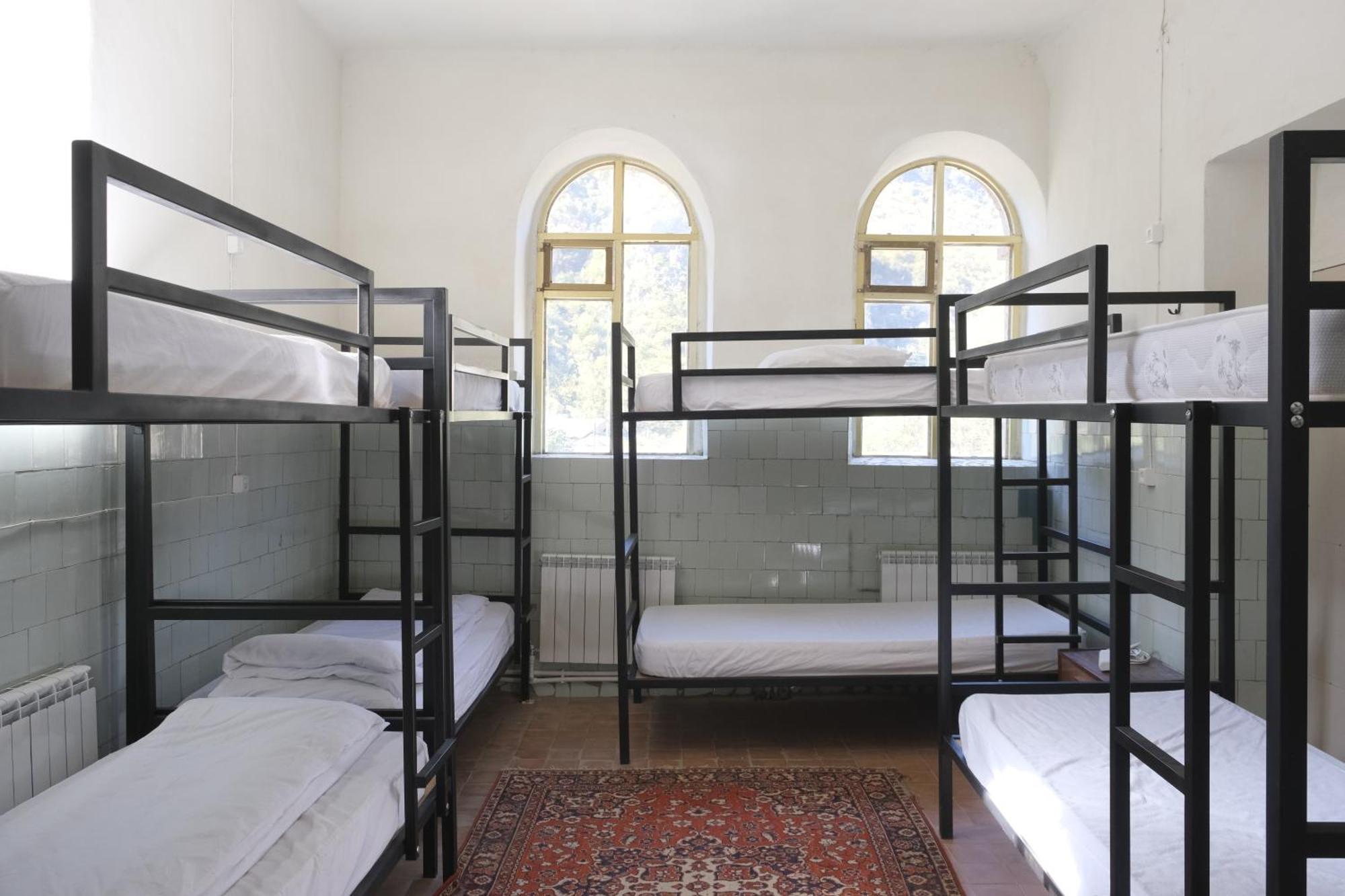 Tumanyan Bathhouse Hostel Ngoại thất bức ảnh